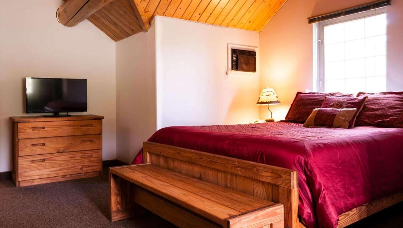 Dodge Peak Lodge Bonners Ferry Extérieur photo