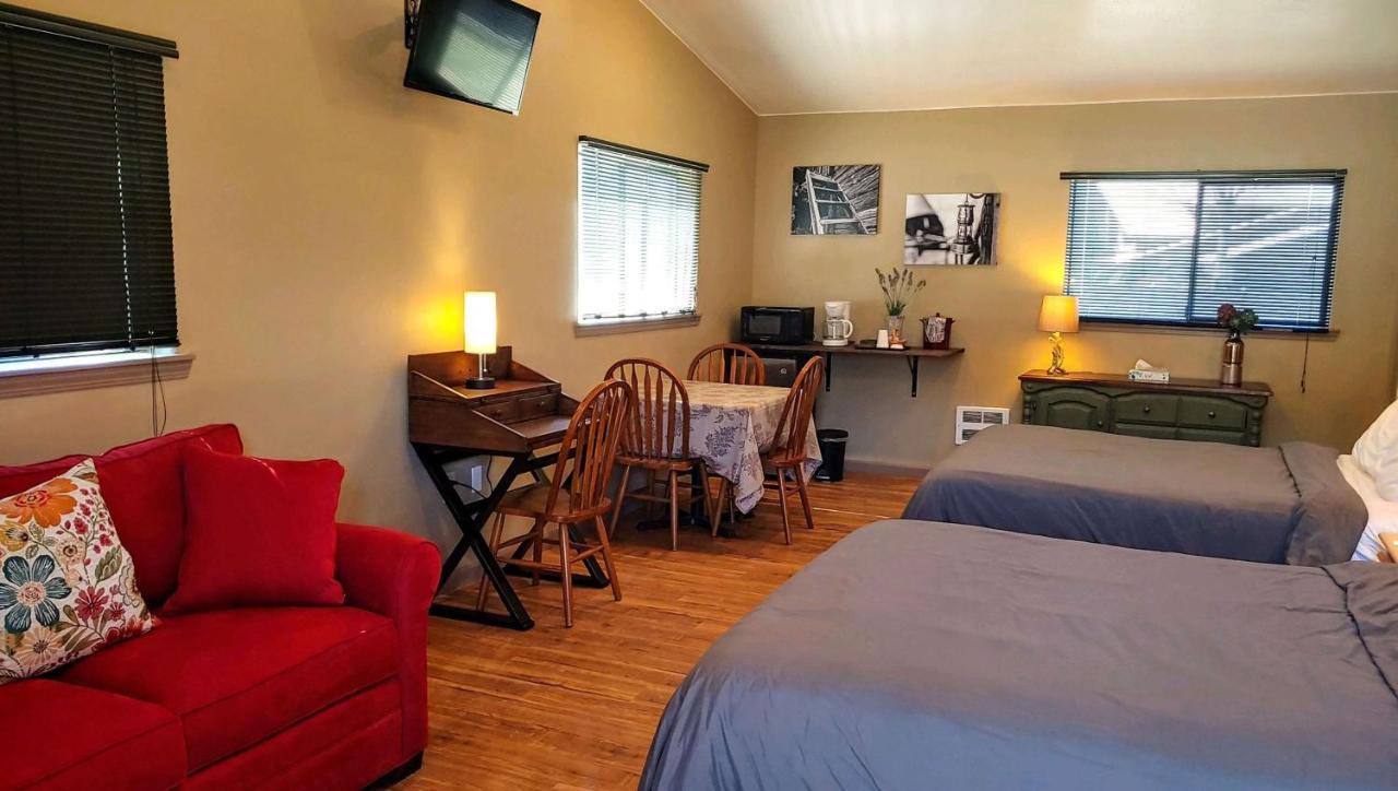 Dodge Peak Lodge Bonners Ferry Extérieur photo