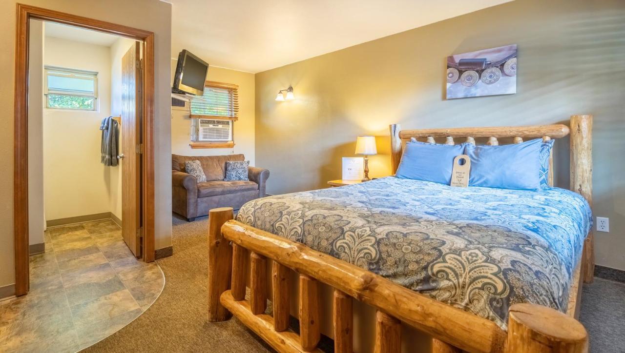 Dodge Peak Lodge Bonners Ferry Extérieur photo
